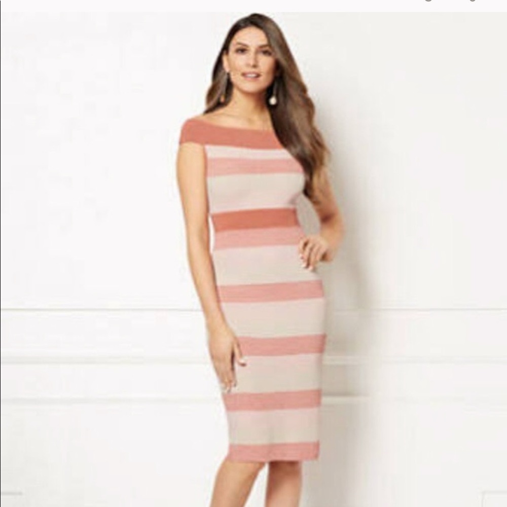 Eva Mendes peach sweater wiggle  dress medium